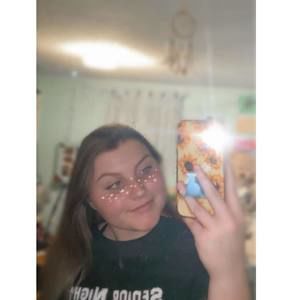 Meet your Posher, Lexi